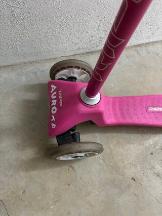 Patinete infantil rosa 3 ruedas