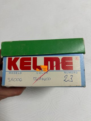Zapatillas Vintage KELME Infantiles - NUEVAS