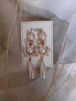 Pendientes flamenca perlas dorado y blanco