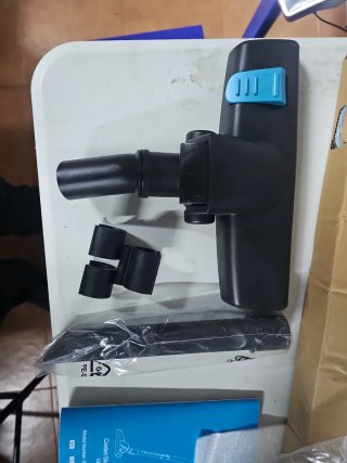 Aspiradora Escoba Convertible Bagless i5