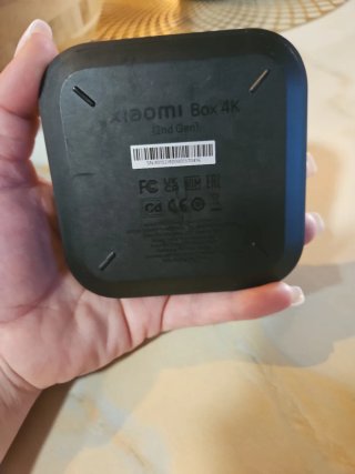 Xiaomi TV Box S con mando y cargador