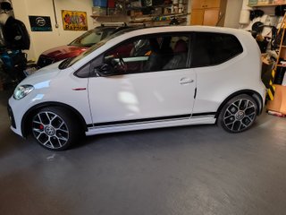 Volkswagen UP  GTI