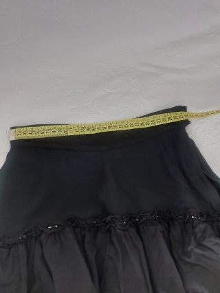 Falda de volantes negra talla única