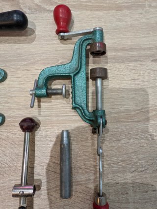 Lote Prensa y Recargadora de Cartuchos Vintage