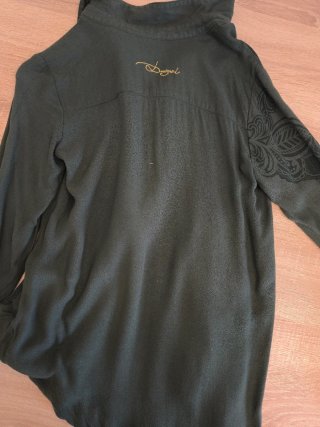 Camisa Desigual verde militar con estampado