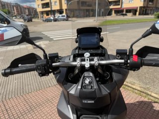 Honda ADV350 | 3.102 km | Maxi Scooter Automática