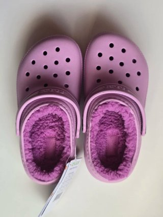NUEVAS! Crocs Classic clog Forro Polar Talla 29/30