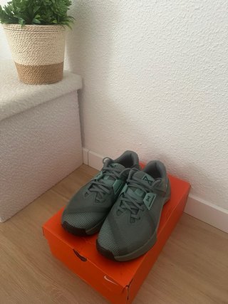 Nike Metcon 10 Crossfit Talla 40 Verde Militar