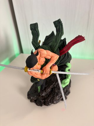 Figura exclusiva Roronoa Zoro (One Piece)