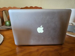MacBook Pro 13 i5 16GB RAM SSD 240GB