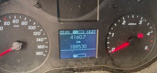 Furgoneta con trabajo