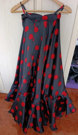 Vestido de baile flamenco lunares