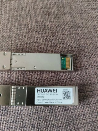 2x Huawei GPON-OLT CLASS C+ OM5050X1E