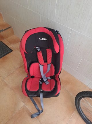 Silleta coche Nurse Driver roja y negra