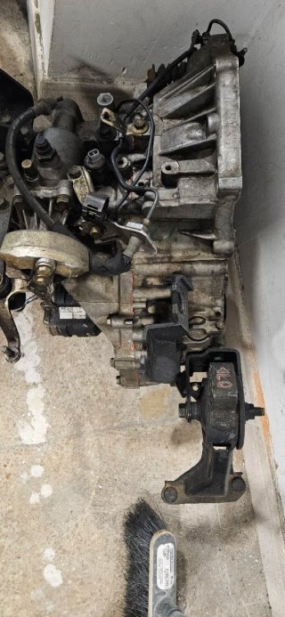 Caja de cambios Toyota Corolla D4D E12
