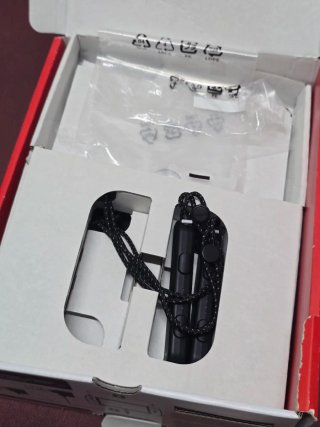 Nintendo Switch OLED Blanca y Negra