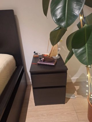 Cama IKEA MALM 140x200 + Colchón + Mesita
