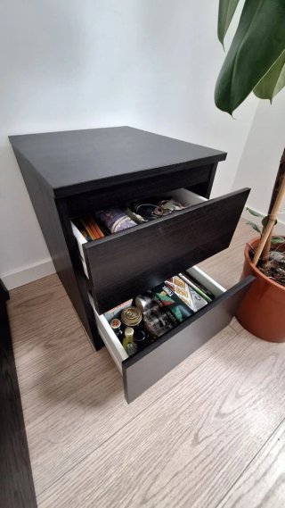 Cama IKEA MALM 140x200 + Colchón + Mesita
