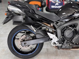 YAMAHA FZ6 N