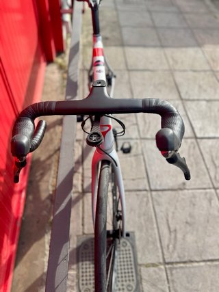Bicicleta Pinarello Angliru Disc