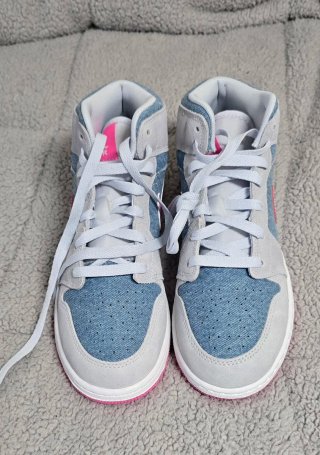 Nike Jordan 1 Mid Denim Rosa