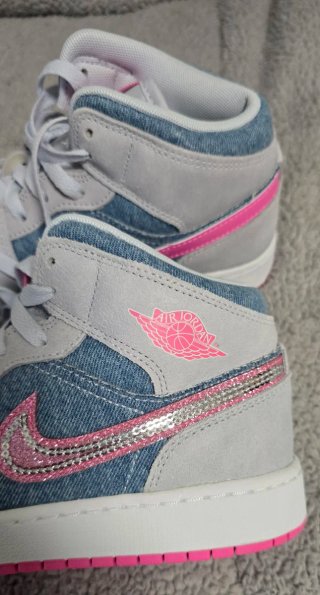 Nike Jordan 1 Mid Denim Rosa