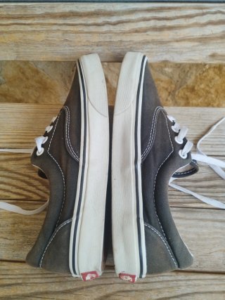 Vans Authentic Talla 37 UA 5.5 Negro/Marrón