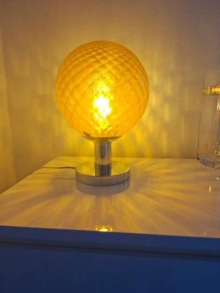 Lampada vintage arancione in vetro e metallo