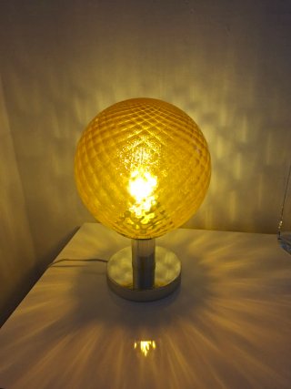Lampada vintage arancione in vetro e metallo