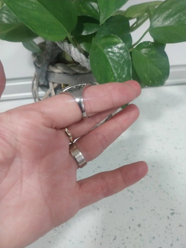 Anillo piedra grande