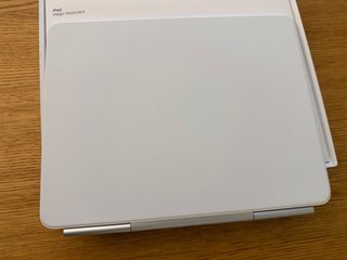 Magic Keyboard iPad Air 13” M2 M3 M4