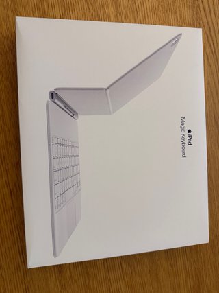Magic Keyboard iPad Air 13” M2 M3 M4