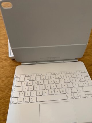 Magic Keyboard iPad Air 13” M2 M3 M4