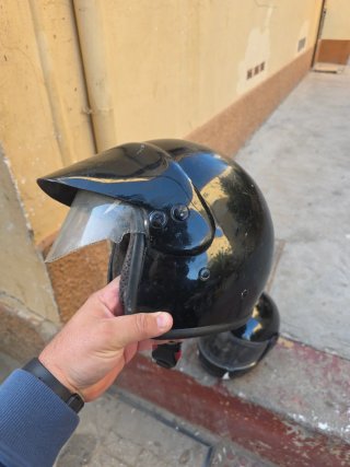Casco Moto Integral Negro 20 euro El otro casco 10