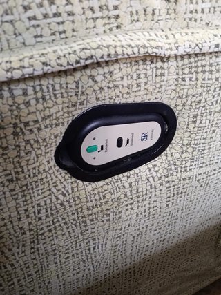 Sofá 2 plazas eléctrico tela beige/verde