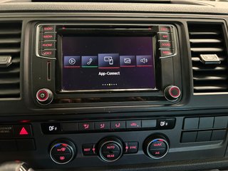 Volkswagen Caravelle 2018