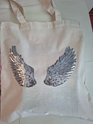 Bolso Tote Beige con Alas Lentejuelas