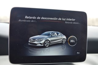 MERCEDES-BENZ Clase CLA 180