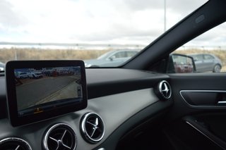 MERCEDES-BENZ Clase CLA 180