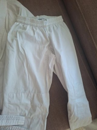 Kimono artes marciales Decathlon blanco Talla 150