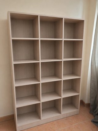 Estantería modular de madera