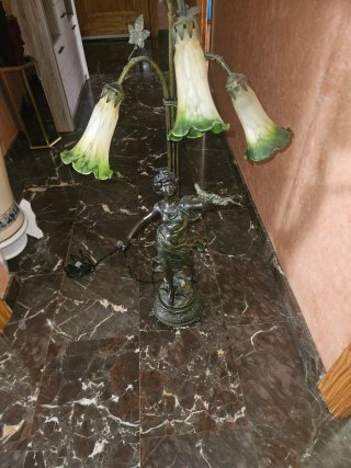 Lámpara de pie estilo Art Nouveau