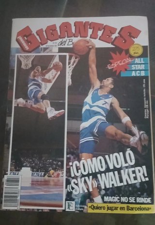 Lote 5 Revistas Gigantes del Basket + Revista NBA