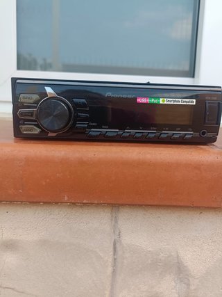 Reproductor/radio de coche Pioneer