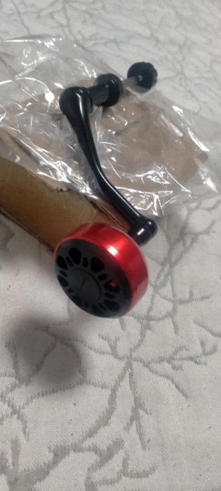 Manivela carrete pesca universal roja
