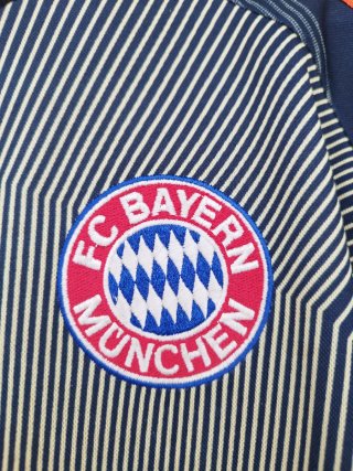 Maglia calcio vintage Bayern München - n° 1 Kahn
