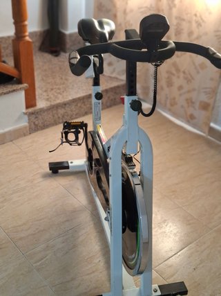 Bicicleta Estática Blanca
