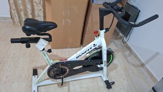 Bicicleta Estática Blanca