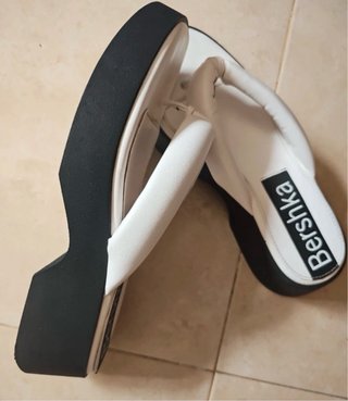 Chanclas plataforma blancas
