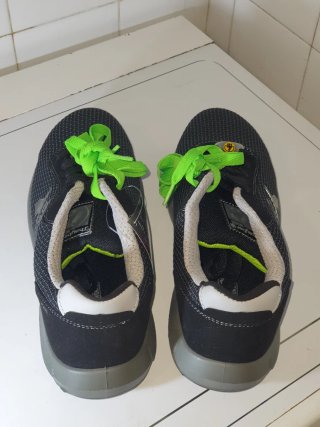 Zapatos J'hayber FORCE S3 SRC Negro y Verde